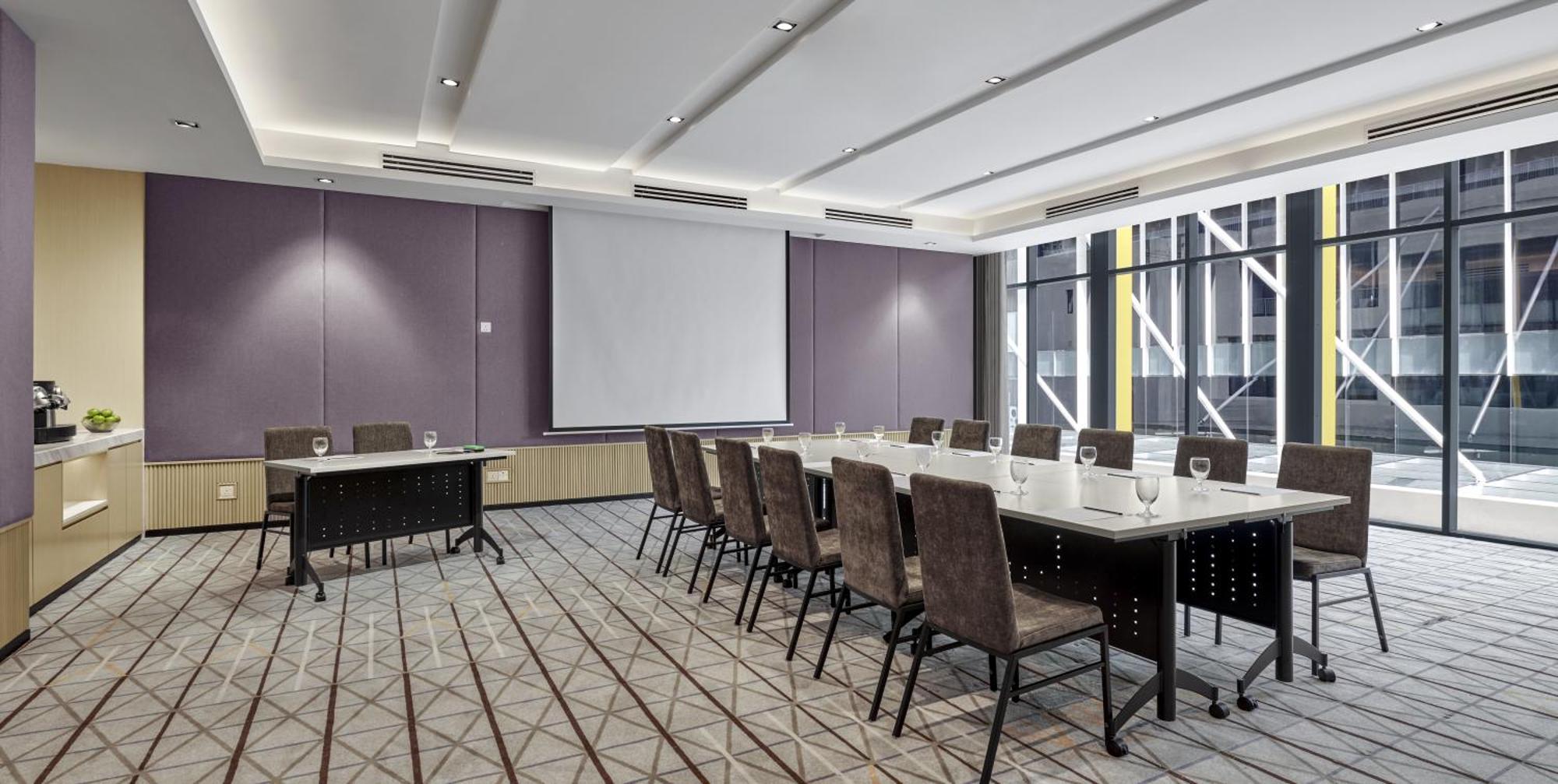 Hyatt Place Bukit Jalil Hotel 4*